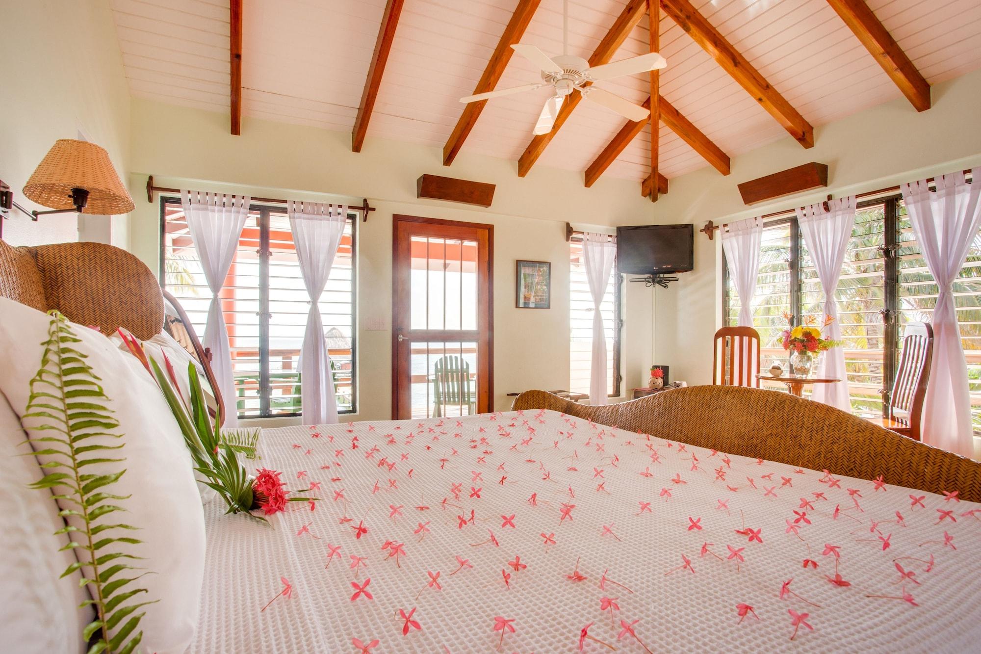 Robert'S Grove Beach Resort Placencia ภายนอก รูปภาพ