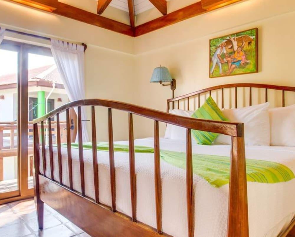 Robert'S Grove Beach Resort Placencia ภายนอก รูปภาพ