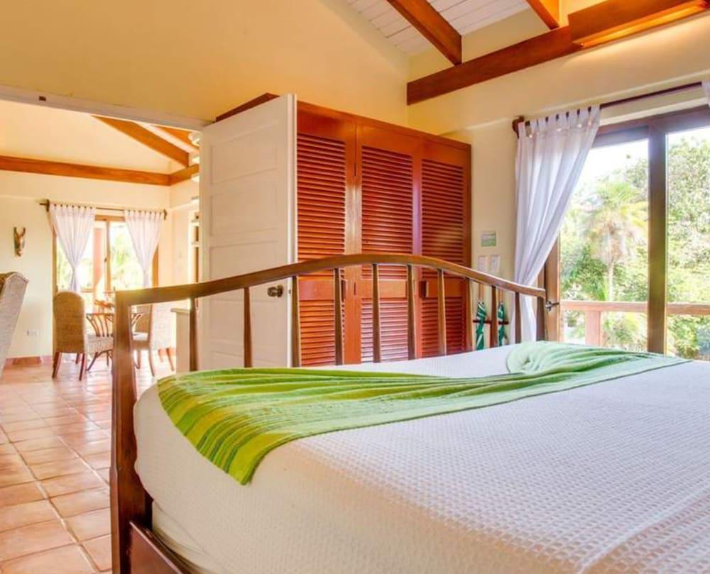 Robert'S Grove Beach Resort Placencia ภายนอก รูปภาพ